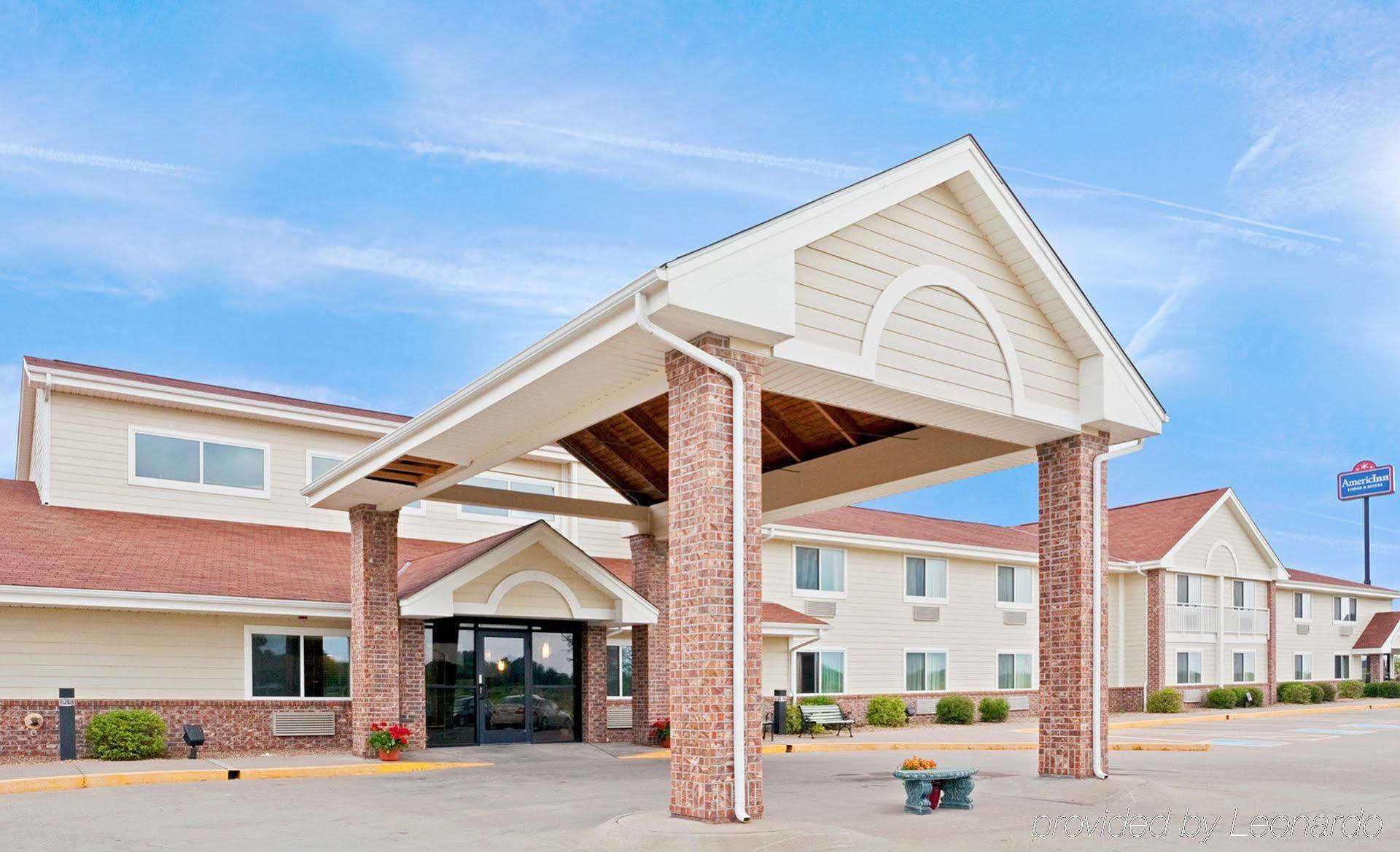 Americinn By Wyndham Coralville Exteriér fotografie